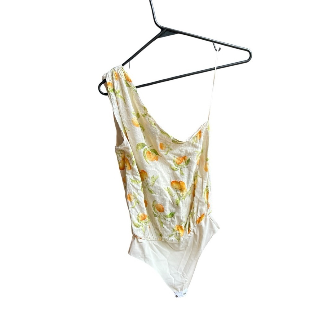 Cami Nyc Ronny One-Shoulder Print Silk Blend
Bodysuit - Picture 3 of 12